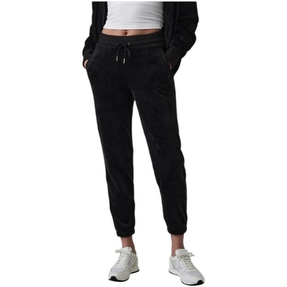 Athleta Women's Black Recovery Cozy Jogger Pants size M